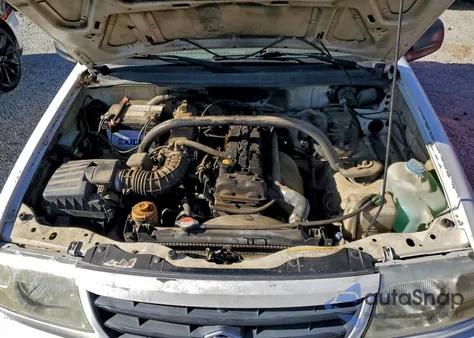 2001 Suzuki Vitara Jls z USA, uszkodzony, nr VIN 2S3TC52C416100539